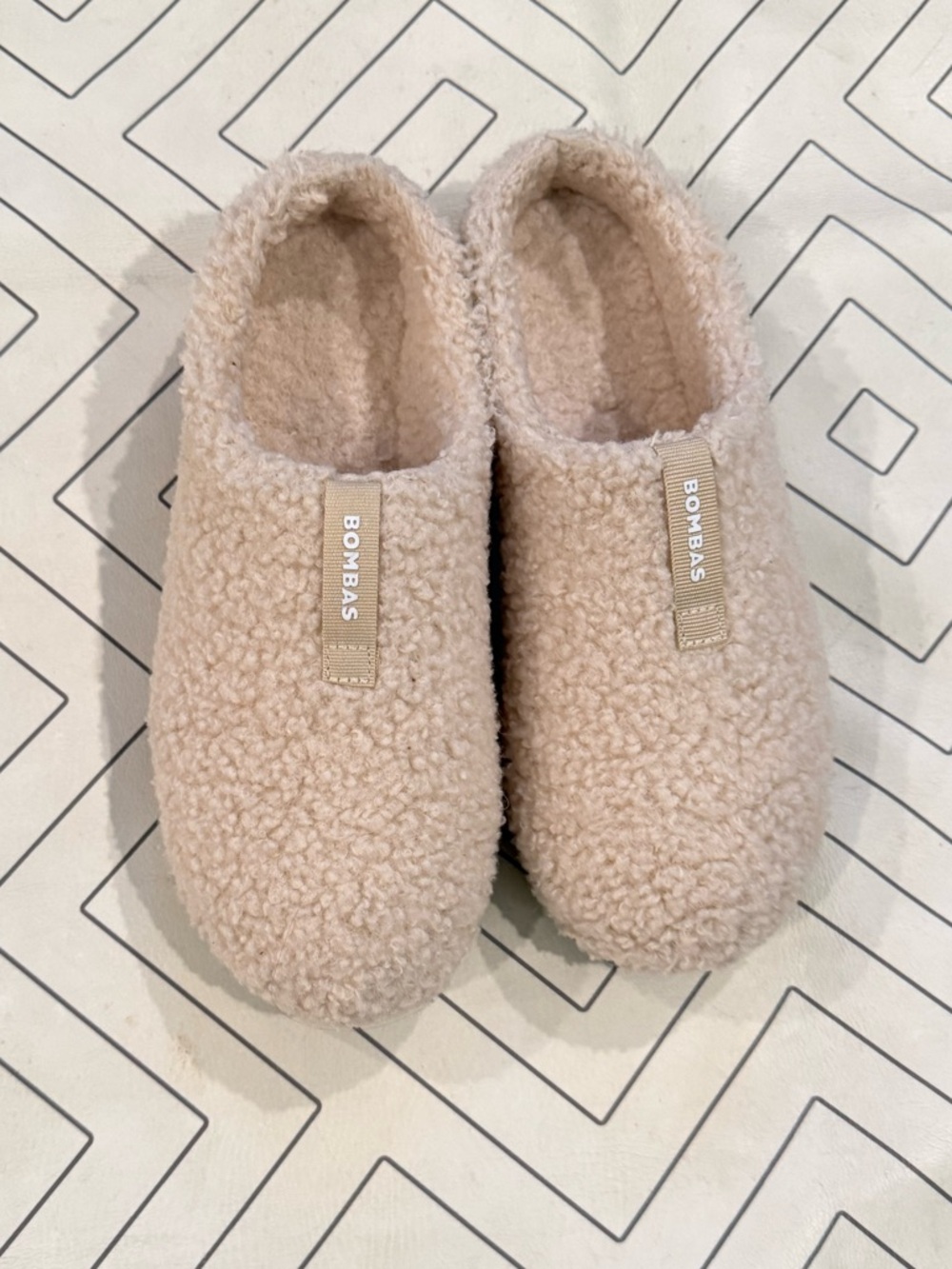 Bombas Sunday Slippers - Picture 2 of 12